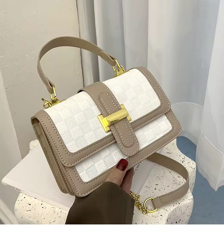 Sling Bag - Women's Retro Square Crossbody Bag | Bend the Trend