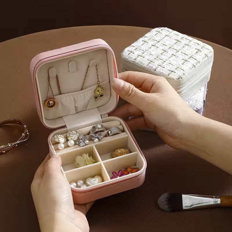 Jewelry Organizer Velvet Stripped