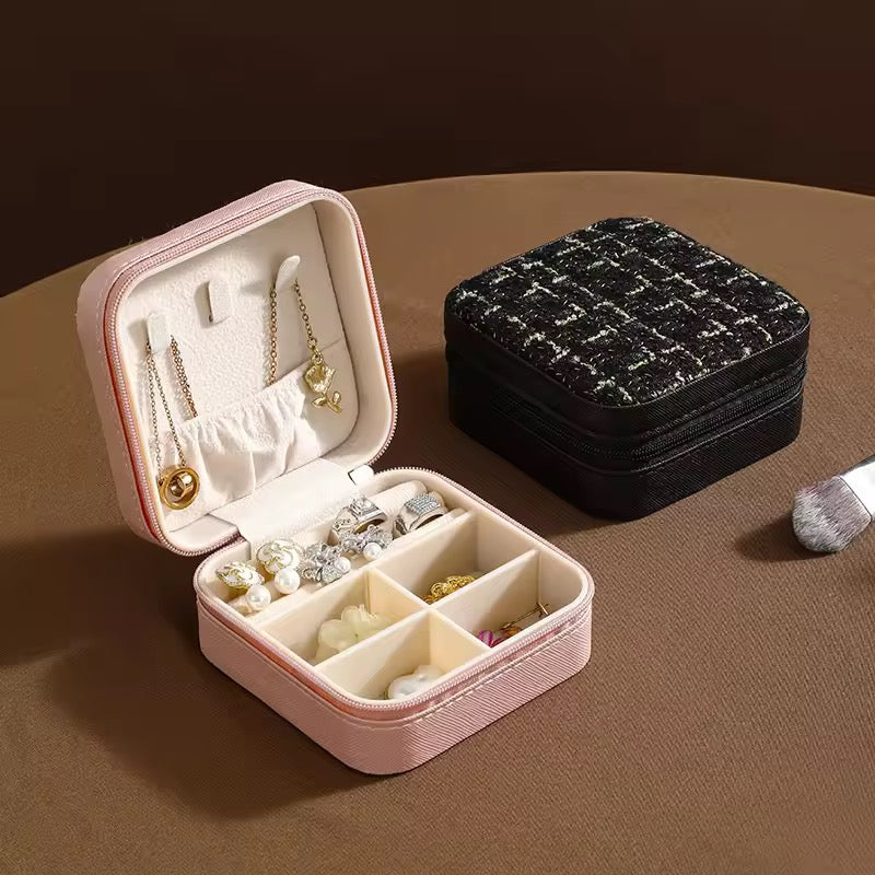 Jewelry Organizer Velvet Stripped