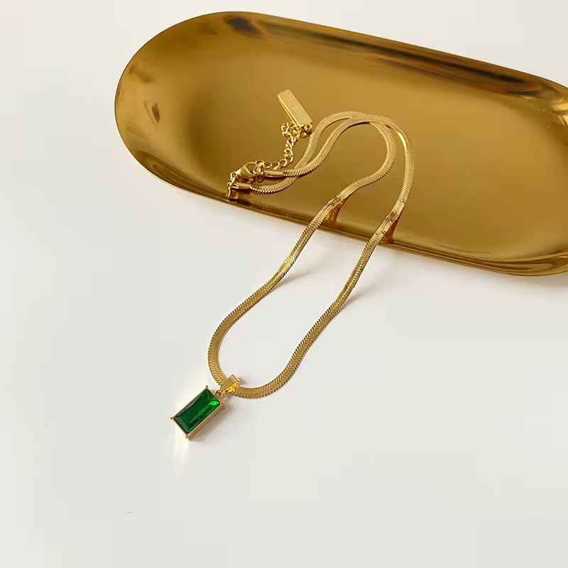 Emerald Necklace - Green Rhinestone Pendant Necklace | Bend the Trend
