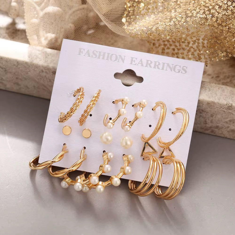 Earring Set looks triangle Stud with pearls