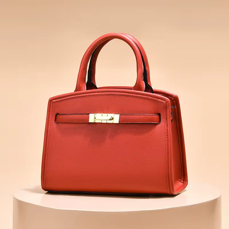 Handbag Medium tote with buckle
