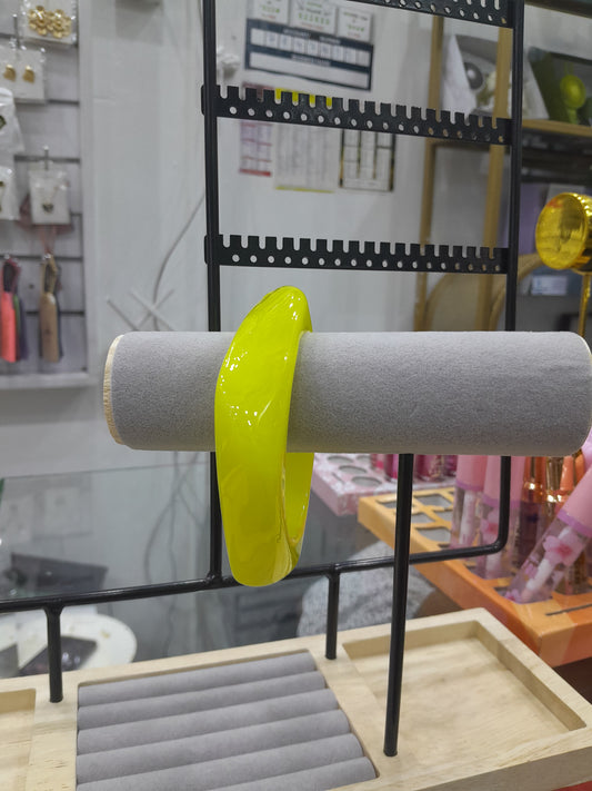 Statement Bangle - Chunky Resin Glossy Bracelet | Bend the Trend