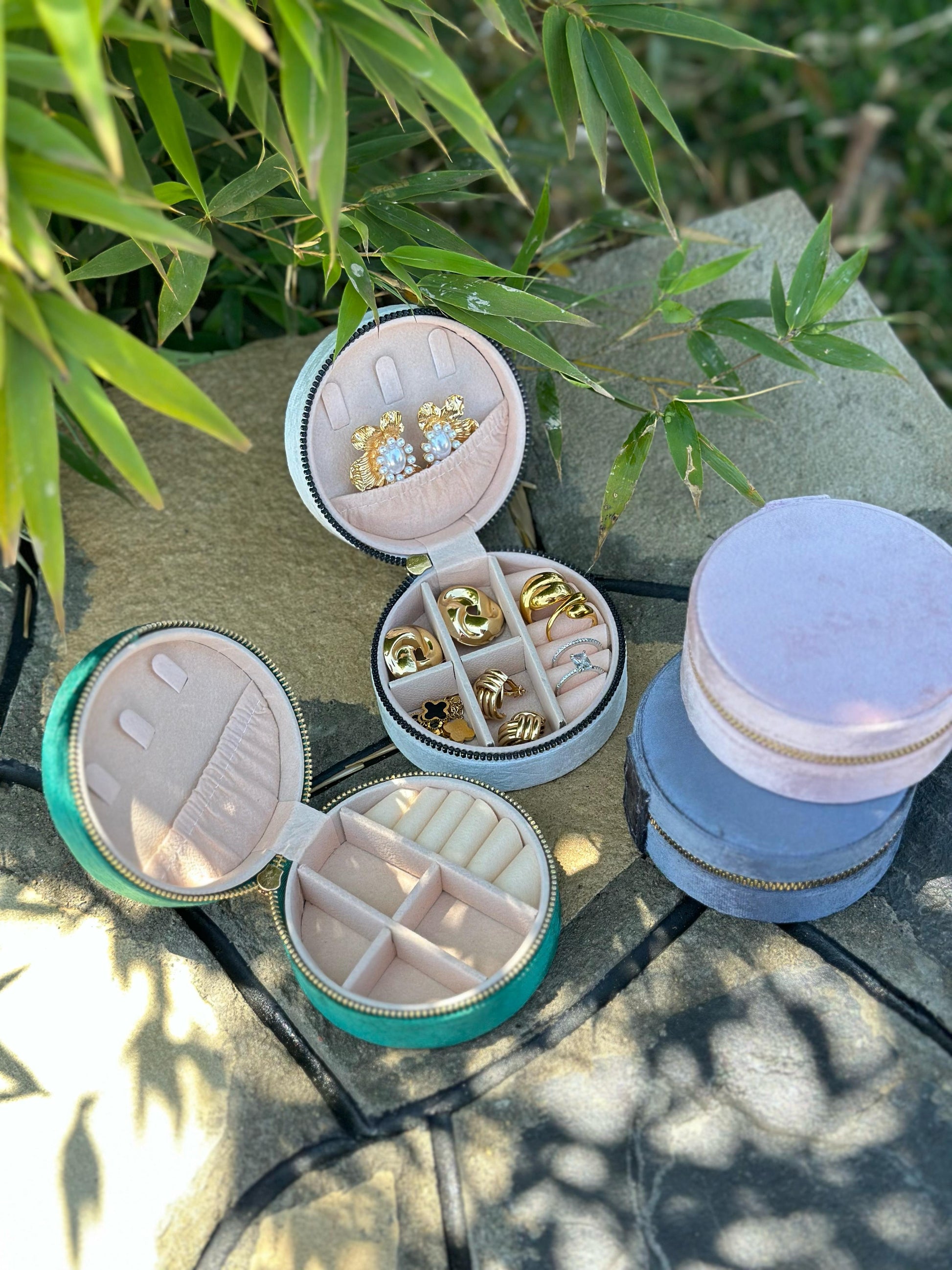 Round Jewelry Organizer -  Pillbox Style Jewelry Case | Bend the Trend