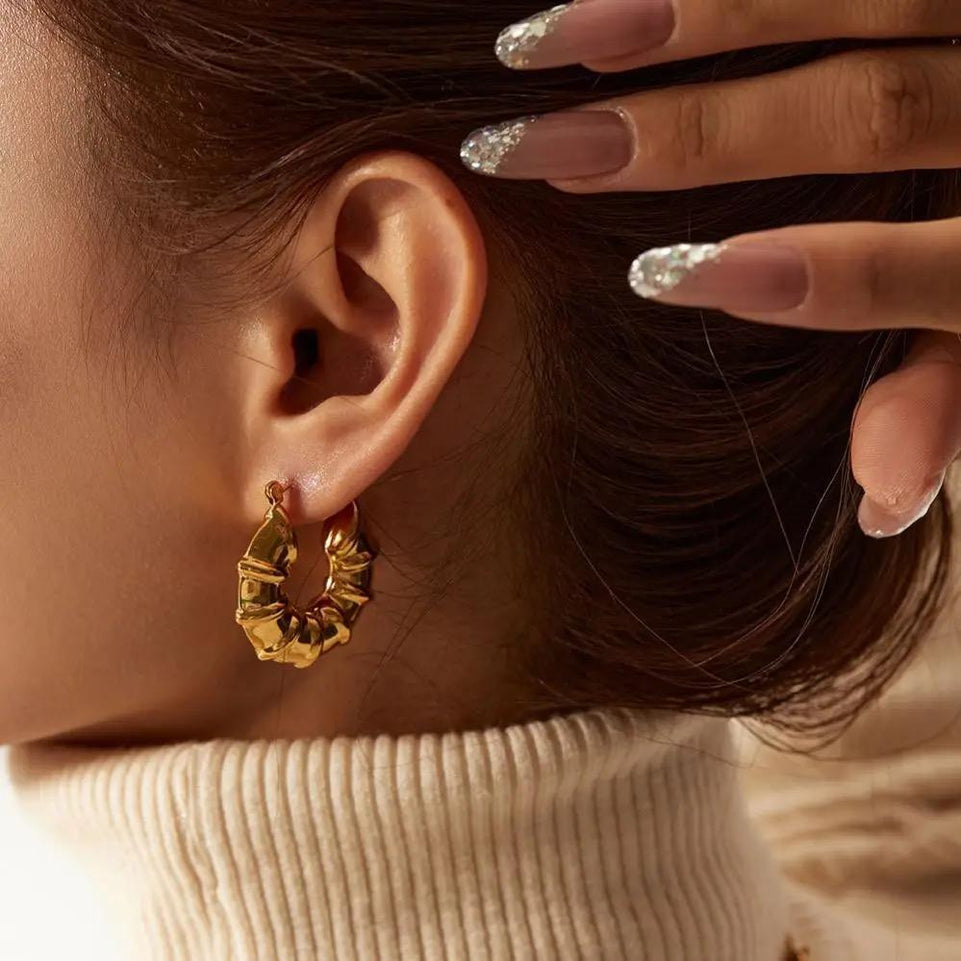 Seamless Hoop Earrings - Continuous Gold Hoops for Women | Bend the Trend