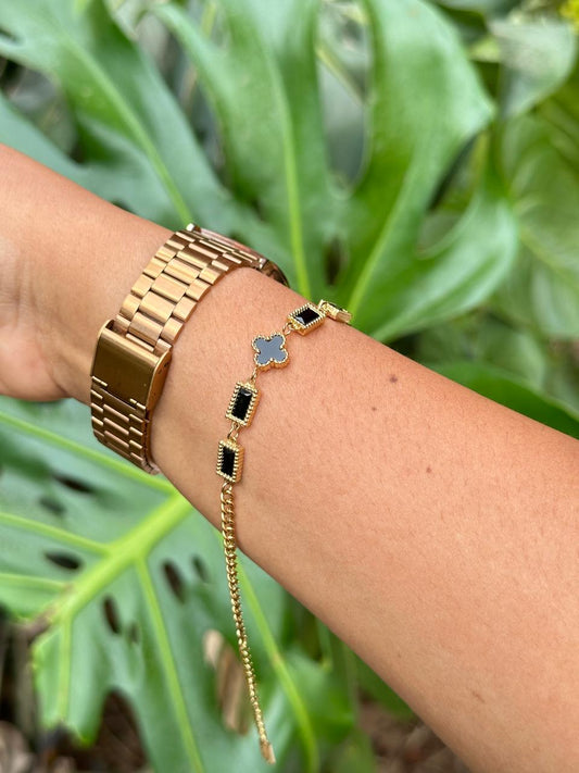 Bracelet vancleef with a square