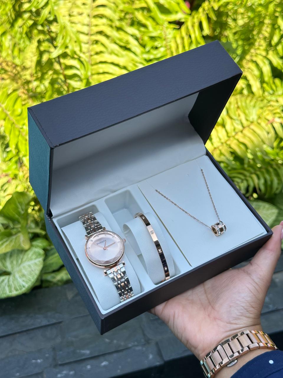 Women's Watch & Jewelry Gift Set - Elegant Timepiece with Matching Necklace & Bangle | Bend the Trend