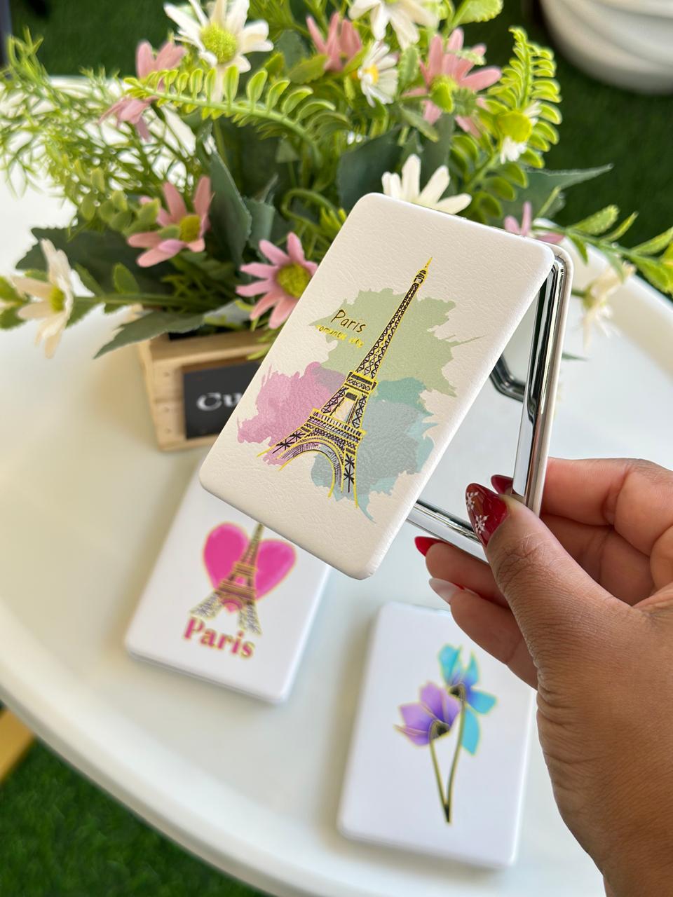 Pocket mirror flower and Paris design