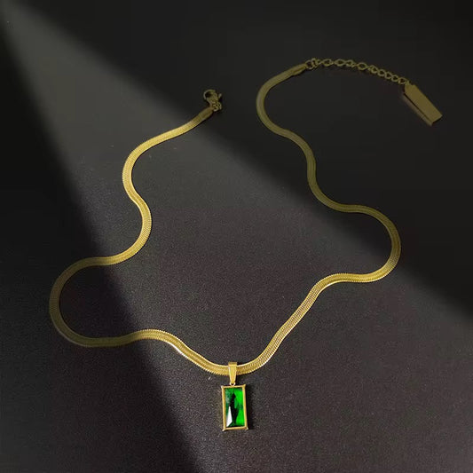 Chain rhinestone green Emerald Elegance Pendant Necklace