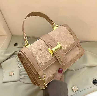 Sling Bag - Women's Retro Square Crossbody Bag | Bend the Trend