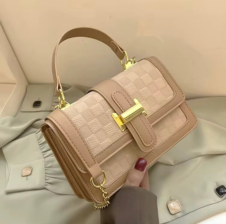 Sling Bag - Women's Retro Square Crossbody Bag | Bend the Trend