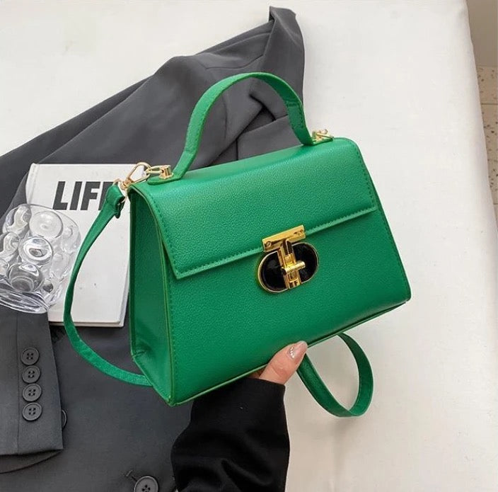 Women's Crossbody Bag - Chain Strap PU Handbag | Bend the Trend