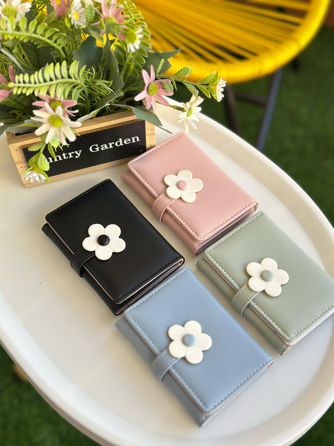 Women's Wallet - Floral Print Mini Wallet | Bend the Trend