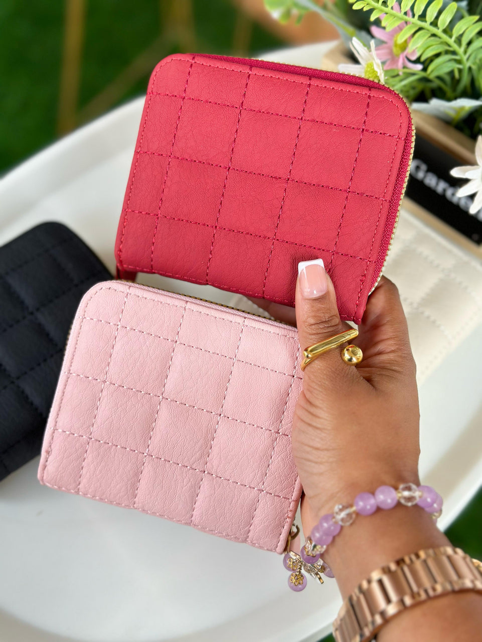 Women's Wallet - Round Zipper Coin Wallet | Bend the Trend