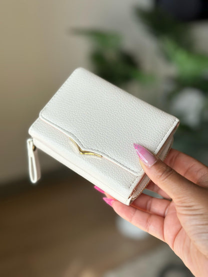 Women's Wallet - Compact V-Shape Faux Leather Wallet | Bend the Trend