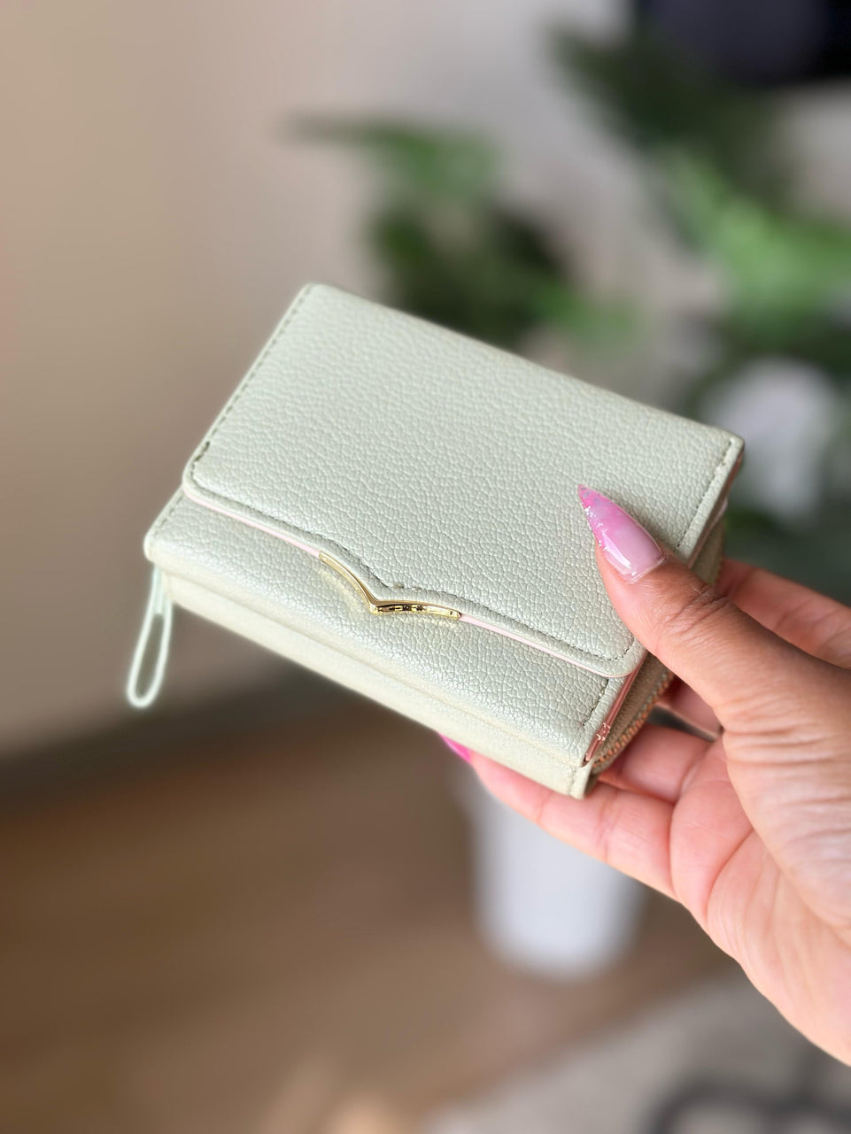 Women's Wallet - Compact V-Shape Faux Leather Wallet | Bend the Trend