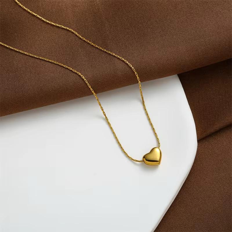Heart Necklace - Dainty Gold Heart Pendant Necklace | Bend the Trend