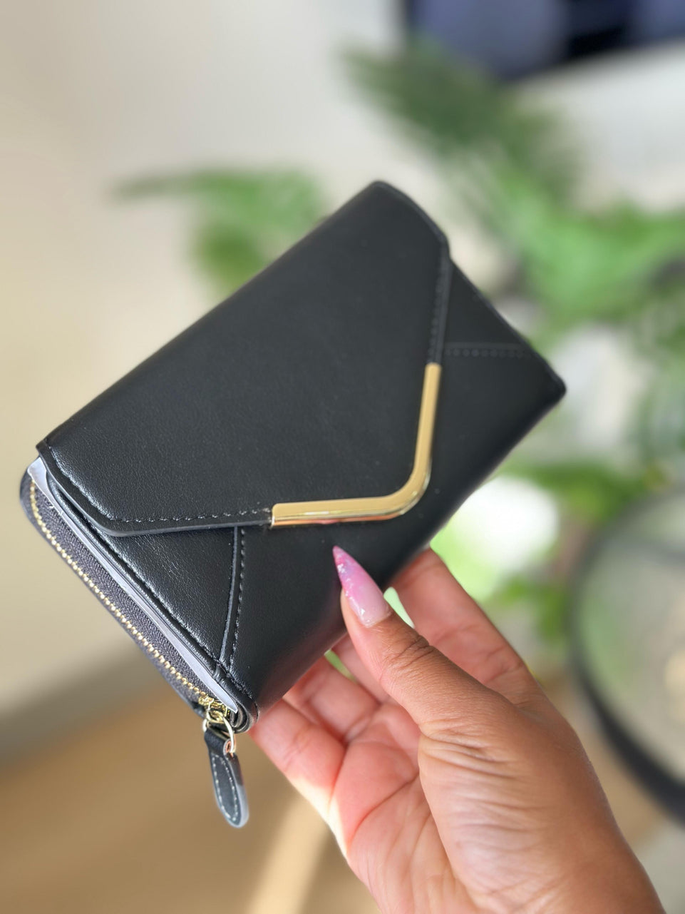 Women's Wallet - Compact Leather Wallet with Coin Pocket | Bend the Trend