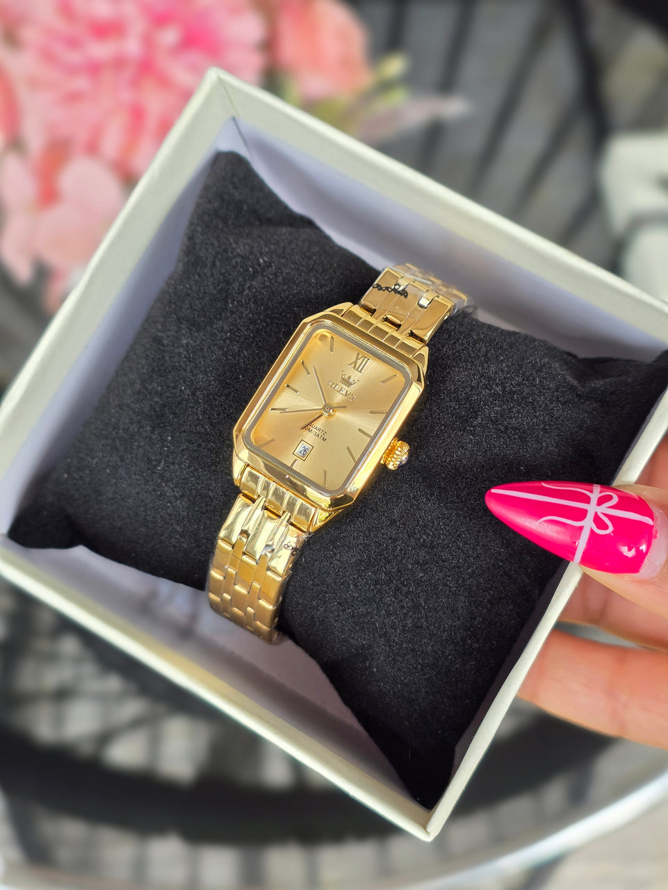 Watch Olelv time piece