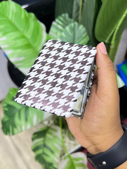 Pocket mirror just for you