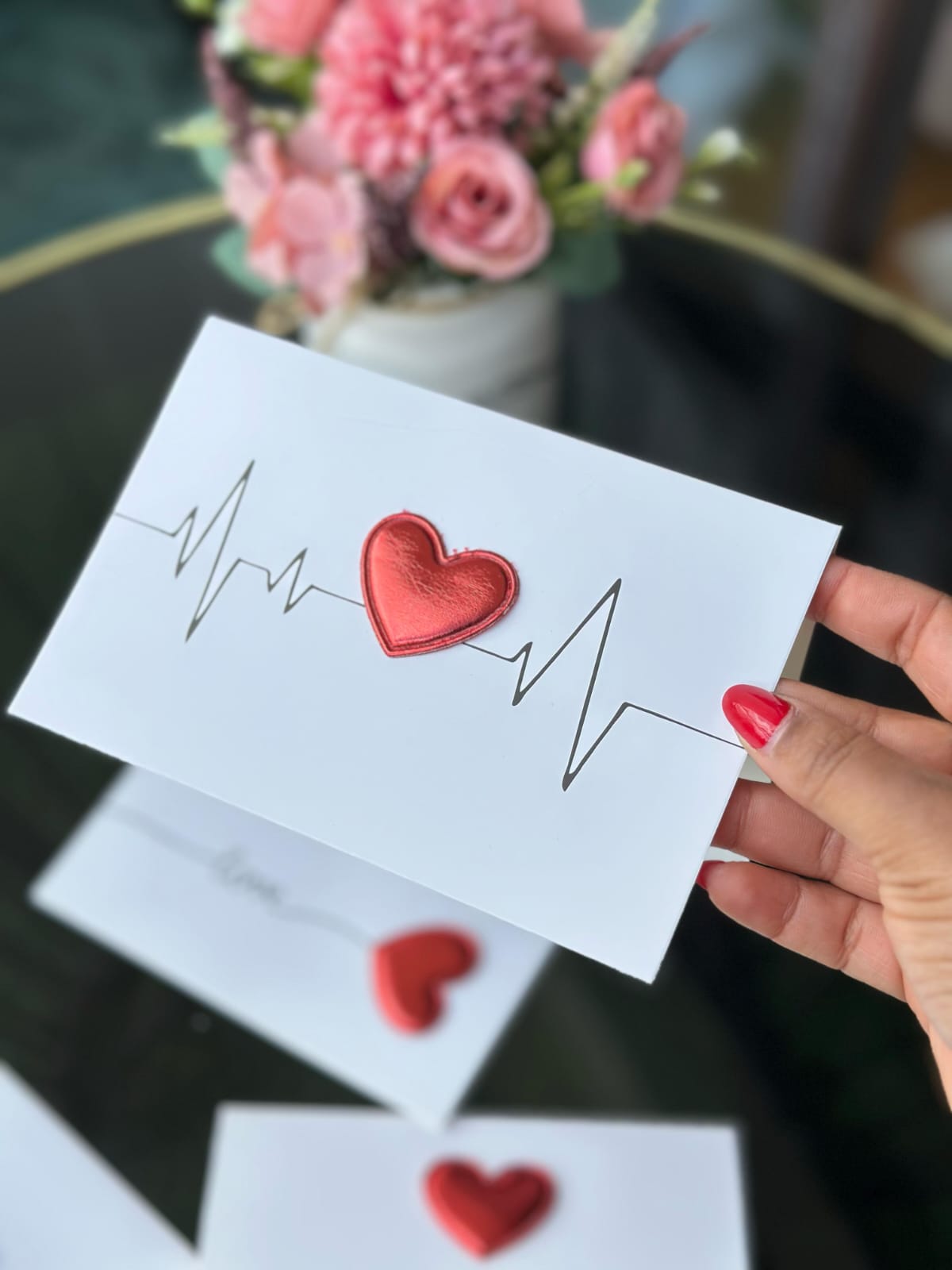 Gift card love vibe. Heartfelt Love Notes – 3D Card Collection