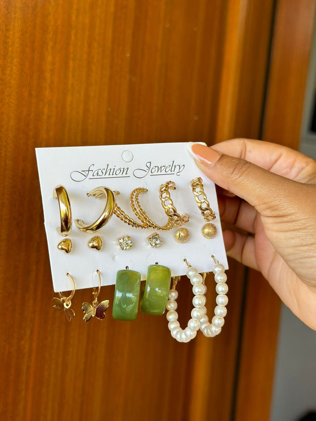 Earring set loop with pearl