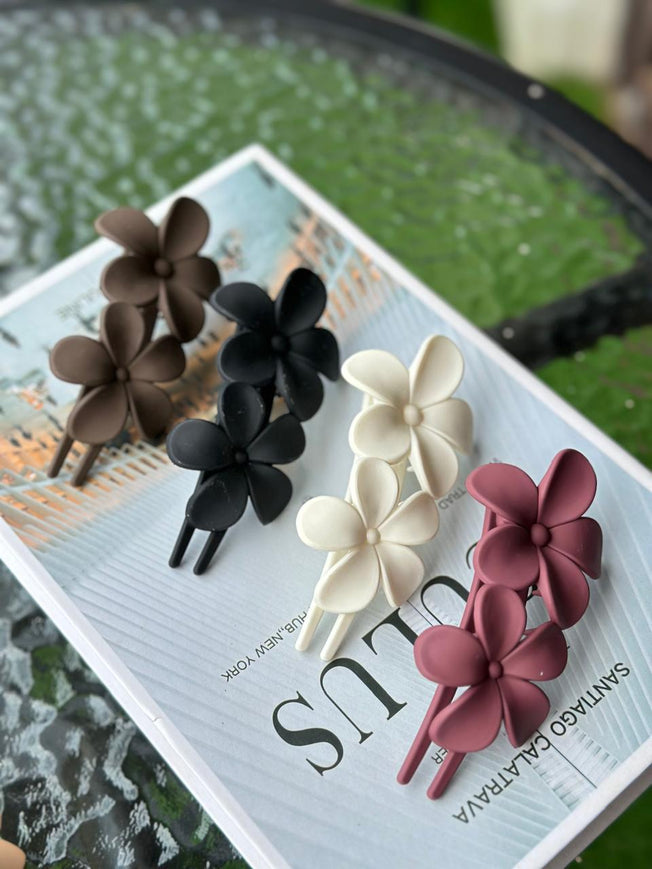 Hair clip double flower